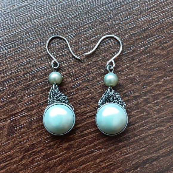 Kenneth Cole Reaction Seafoam Silver Tone Dangle Earrings - Picture 1 of 7